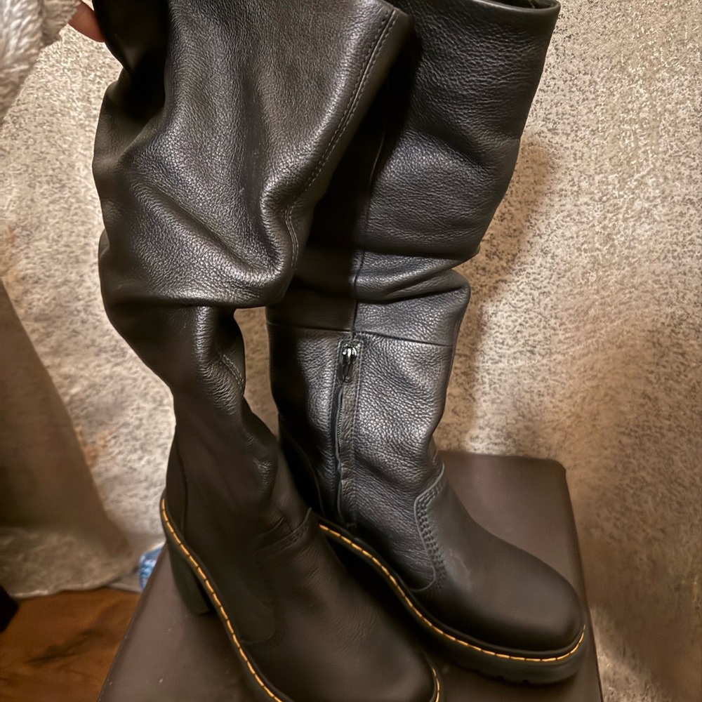 KASEY VIRGINIA LEATHER KNEE HIGH HEELED BOOTS Dr. Martens